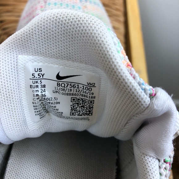 Nike Kids TEEN Viale Space Dye Sneakers Sz 5.5 - Picture 9 of 13